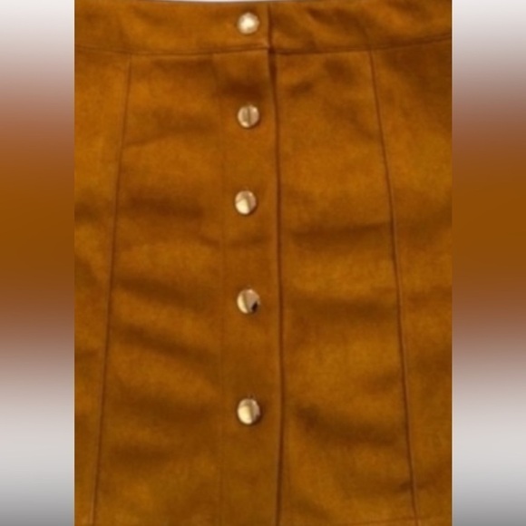 Y2K Mini Skirt Women No Brand Suede Feel Brown with Gold Buttons Size Medium - Picture 2 of 3